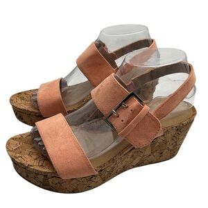 Andrew Geller Wedge Sandals peach Print Heel Size‎ 8M